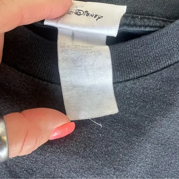 Walt Disney World Pirates of the Caribbean Dead Man’s Chest T-Shirt Black - Picture 8 of 9